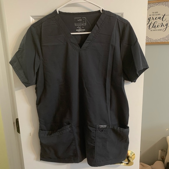 Cherokee Workwear women’s scrubs - Picture 4 of 7